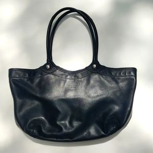 Coach black leather shoulder back